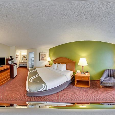 Battleboro Quality Inn North מראה חיצוני תמונה