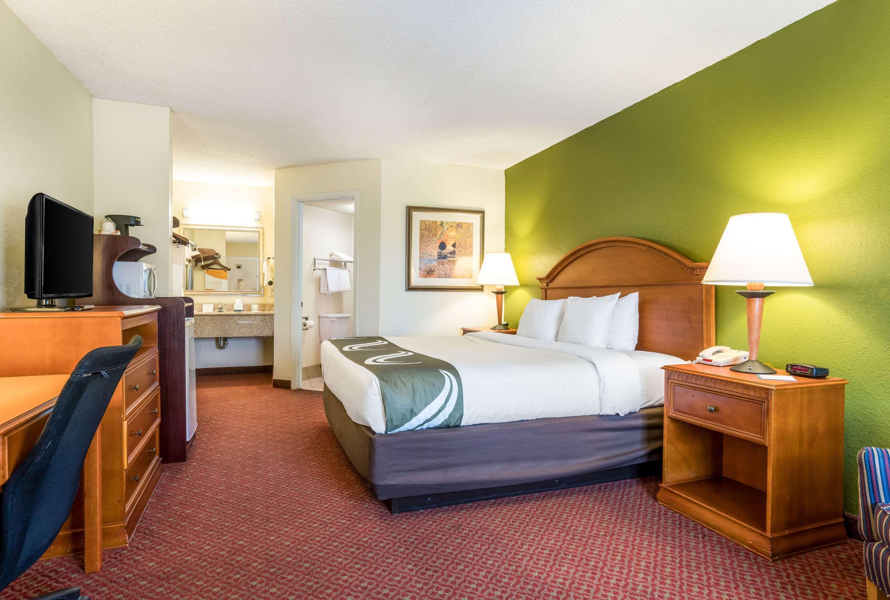 Battleboro Quality Inn North מראה חיצוני תמונה