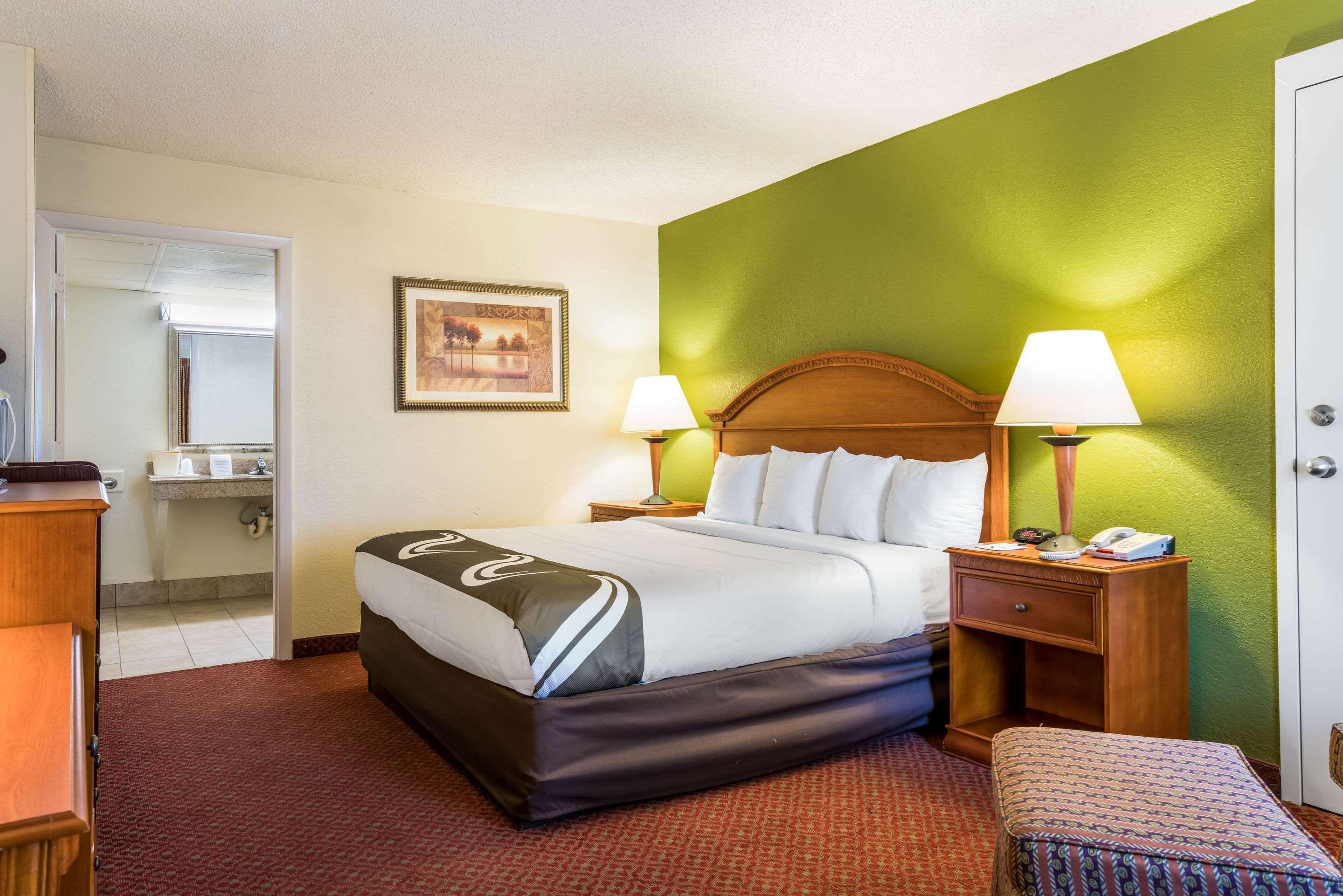 Battleboro Quality Inn North מראה חיצוני תמונה