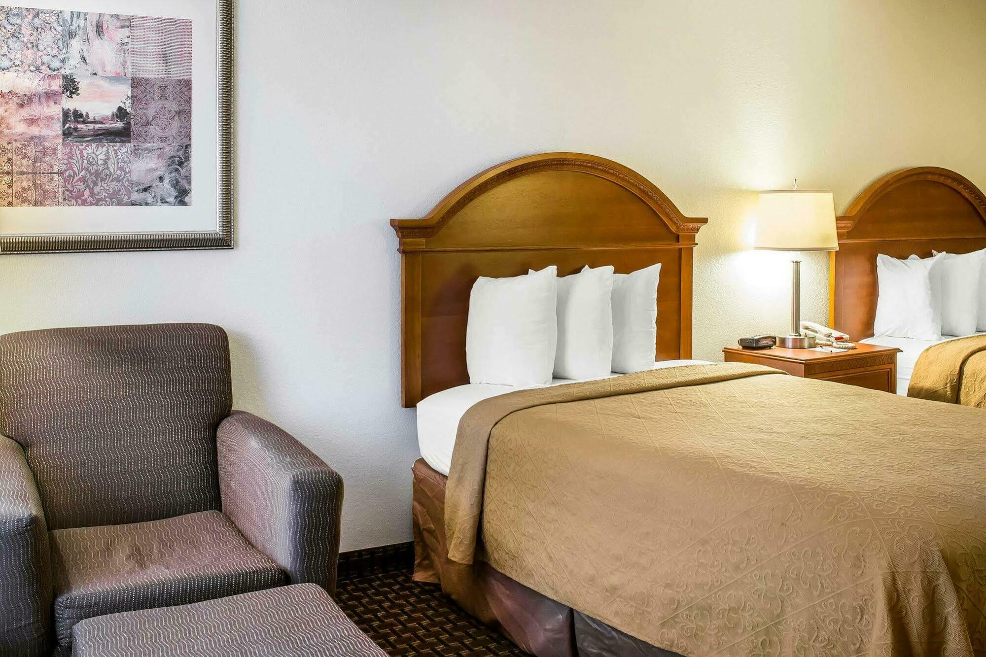 Battleboro Quality Inn North מראה חיצוני תמונה